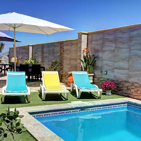 Solaris Adults Only Bed and Breakfast *